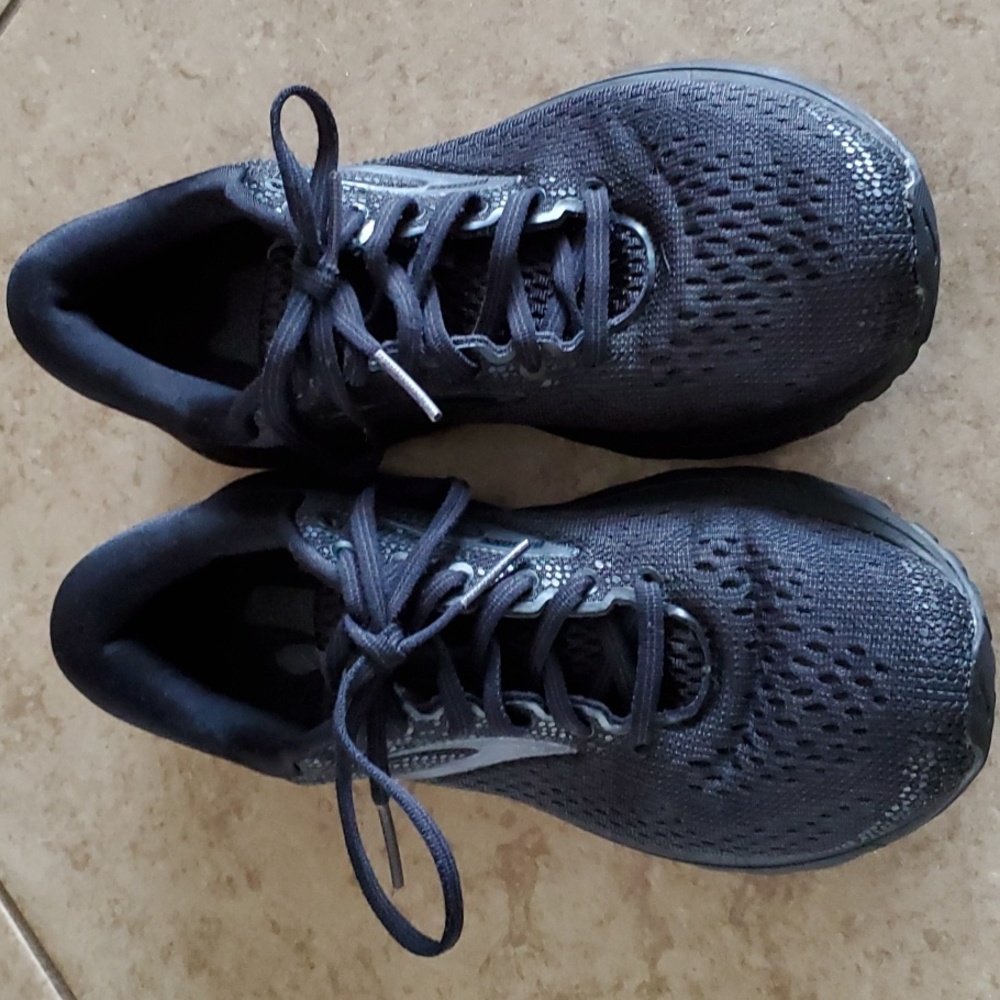 Brooks Ghost 11